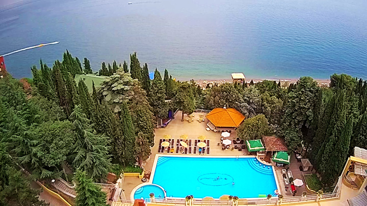Онлайн веб-камера отеля «Море» в Алуште, Крым (Алушта, Россия)